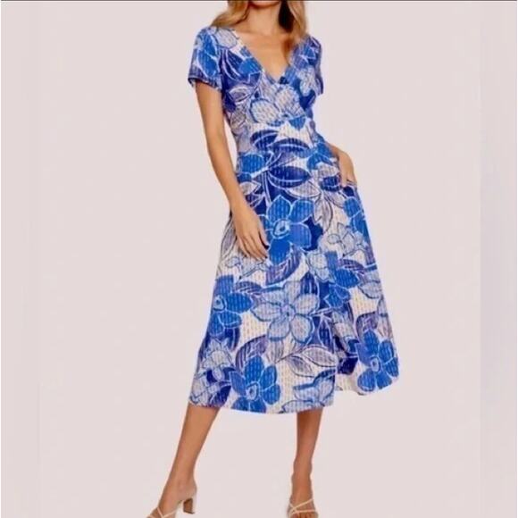 Lost + Wander Bellflower Midi Dress in Blue Floral Medium - Picture 2 of 12